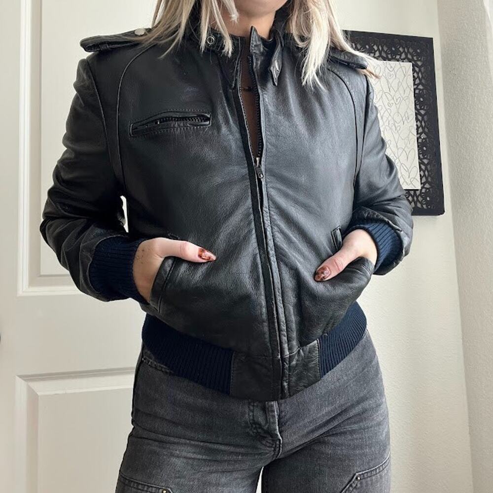 Vintage Berman's Leather Black Bomber Jacket Sz M